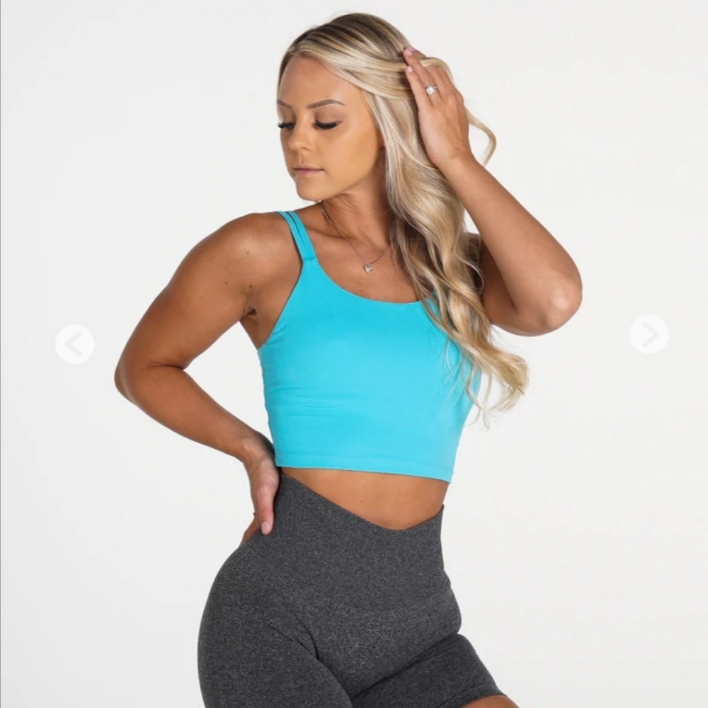 NVGTN Poise Aqua Top